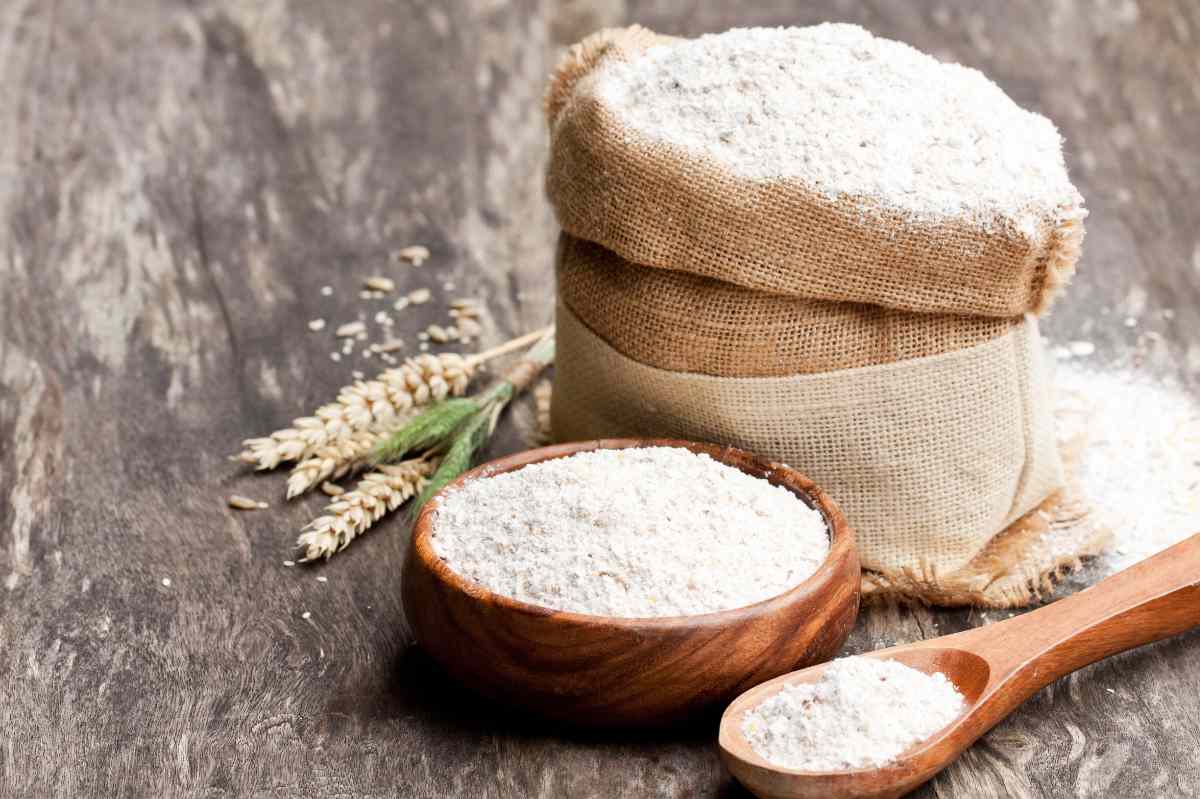 Farina macinata a pietra