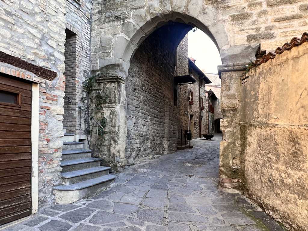 Varzi: monumenti e architettura medioevale